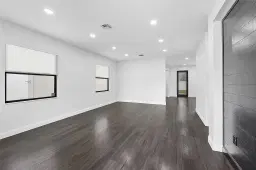 Picture of 19293 NE 8Th Ct, Miami, FL 33179
