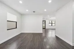 Picture of 19293 NE 8Th Ct, Miami, FL 33179
