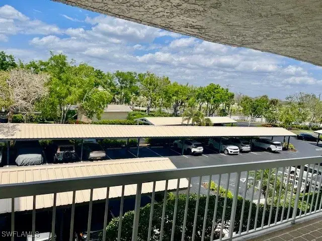 Picture of 340 Horse Creek Dr 307, Naples FL 34110