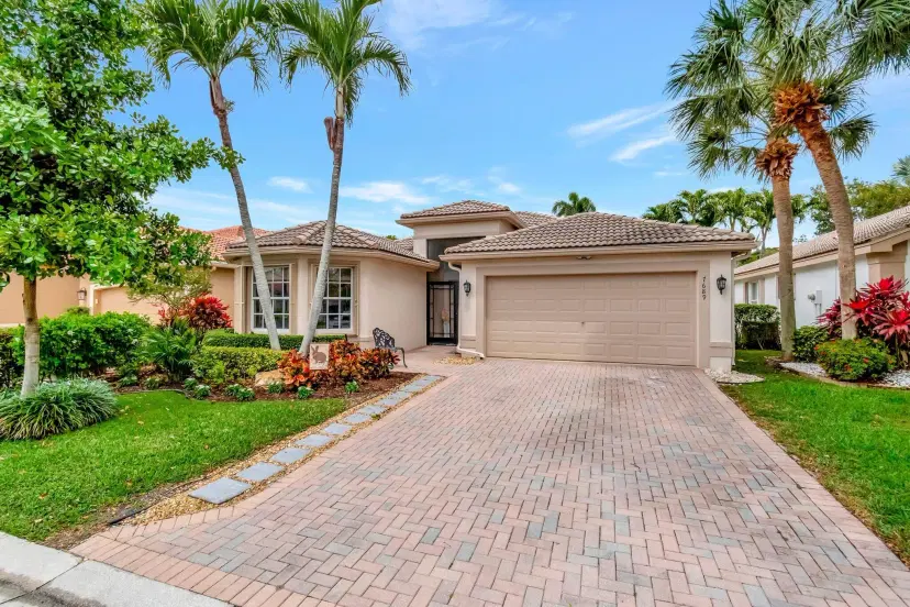 Picture of 7689 Las Cruces Court, Boynton Beach FL 33437