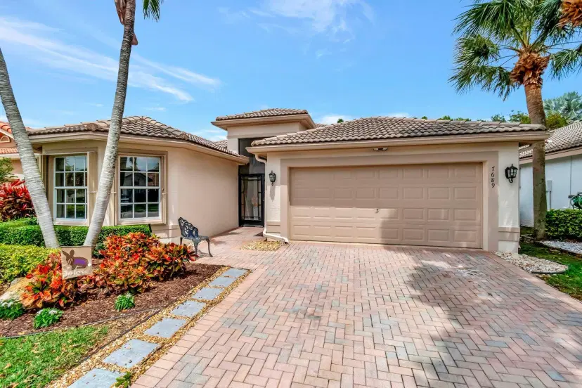 Picture of 7689 Las Cruces Court, Boynton Beach FL 33437