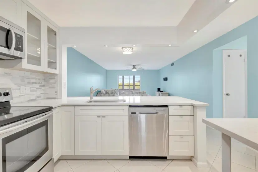 Picture of 2601 NE 3Rd Court 3120, Boynton Beach FL 33435