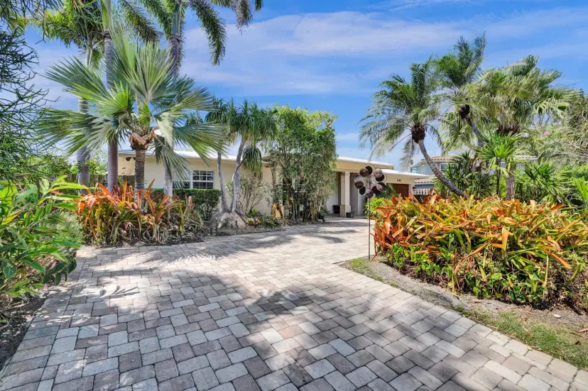 Picture of 445 SE 17Th Terrace, Deerfield Beach FL 33441