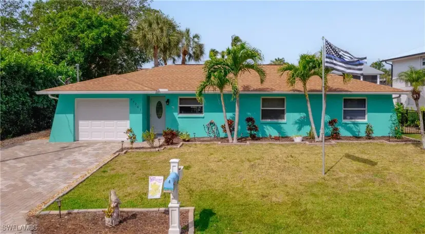 Picture of 27261 Galleon Dr, Bonita Springs FL 34135