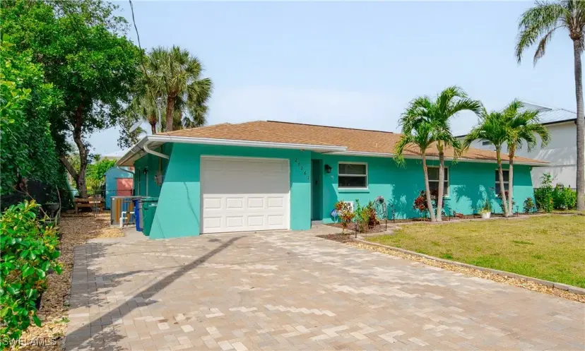 Picture of 27261 Galleon Dr, Bonita Springs FL 34135