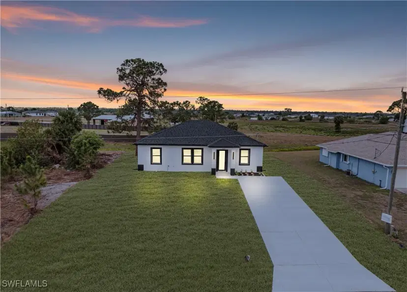 Picture of 9007 E Crow Cir, Labelle FL 33935