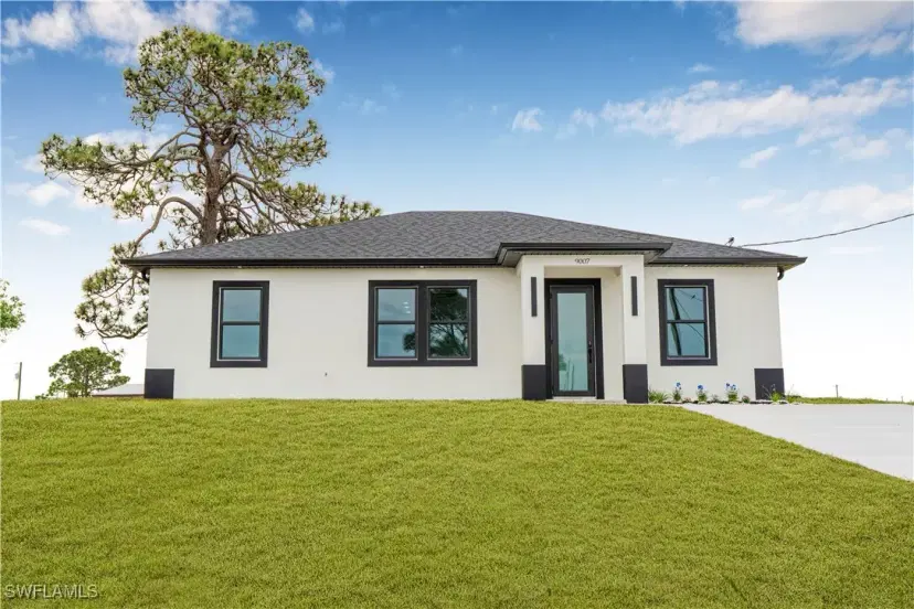 Picture of 9007 E Crow Cir, Labelle FL 33935