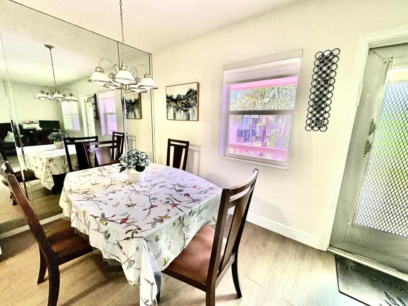 Picture of 138 Waltham F, West Palm Beach FL 33417