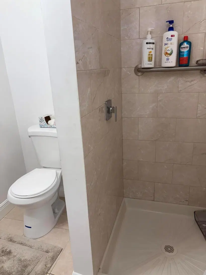 Picture of 138 Waltham F, West Palm Beach FL 33417