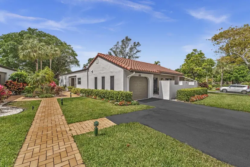 Picture of 21389 Cypress Hammock Drive 22A, Boca Raton FL 33428