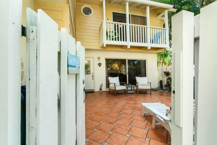 Picture of 227 Seabreeze Circle, Jupiter FL 33477
