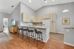 Picture of 6765 Huntington Lakes Cir 201, Naples, FL 34119
