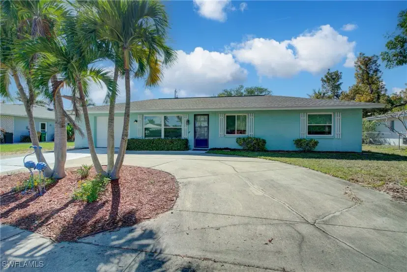 Picture of 3406 Country Club Blvd, Cape Coral FL 33904