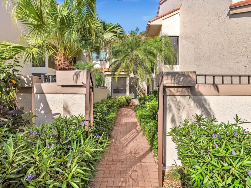 Picture of 13759 Parc Drive, Palm Beach Gardens, FL 33410