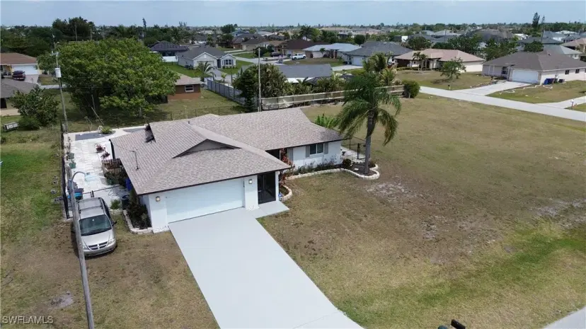 Picture of 915 SW 36Th St, Cape Coral FL 33914