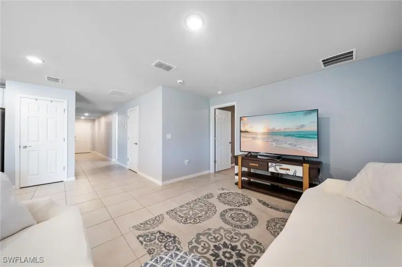 Picture of 5013 Pinetree Cir, Labelle FL 33935