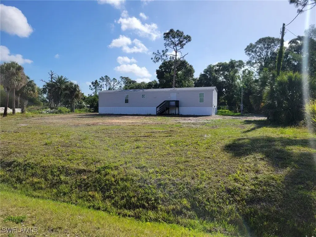 Picture of 8019 Grady Dr, North Fort Myers, FL 33917
