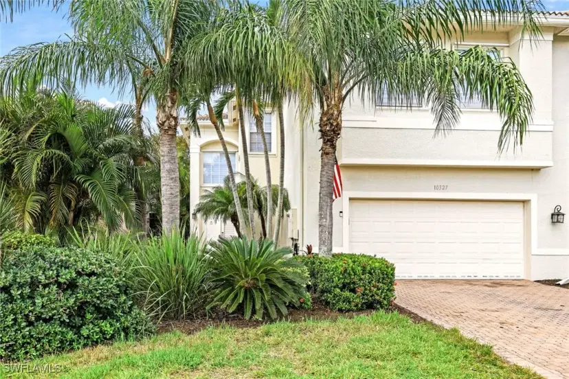 Picture of 10327 Carolina Willow Dr, Fort Myers FL 33913