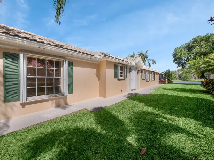 Picture of 8359 Eleuthera Lane, Wellington FL 33414