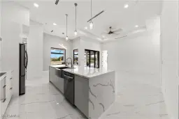 Picture of 122 NE 20Th Ter, Cape Coral, FL 33909