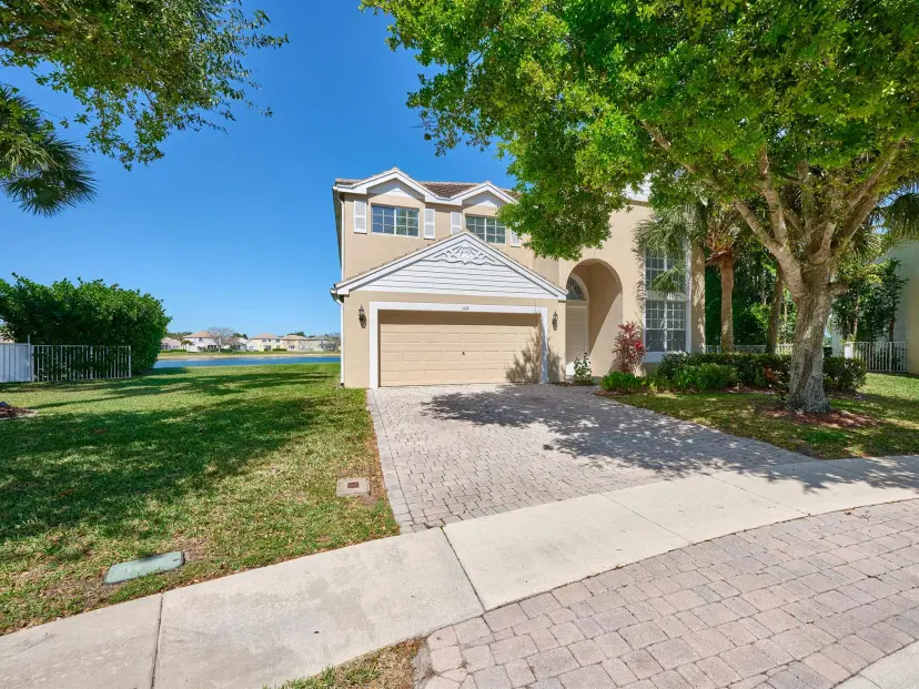Picture of 104 Devonshire Circle, Royal Palm Beach FL 33414