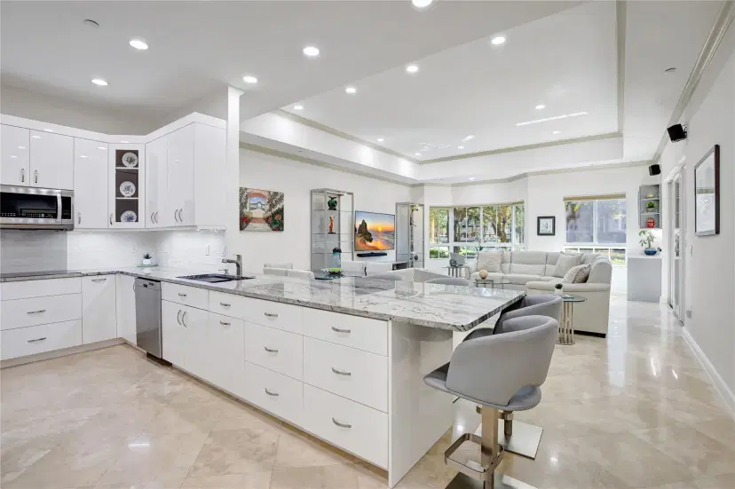 Picture of 16126 Emerald Estates Dr, Weston FL 33331