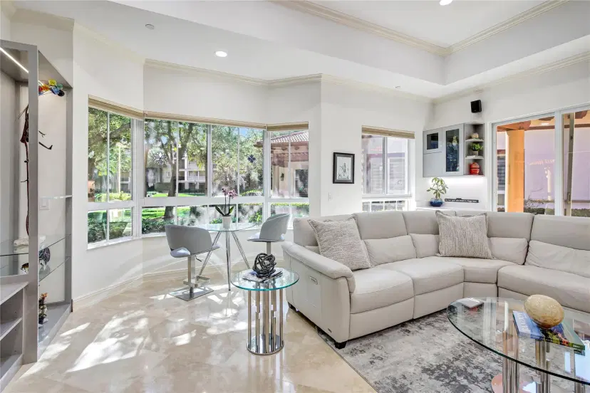 Picture of 16126 Emerald Estates Dr, Weston FL 33331