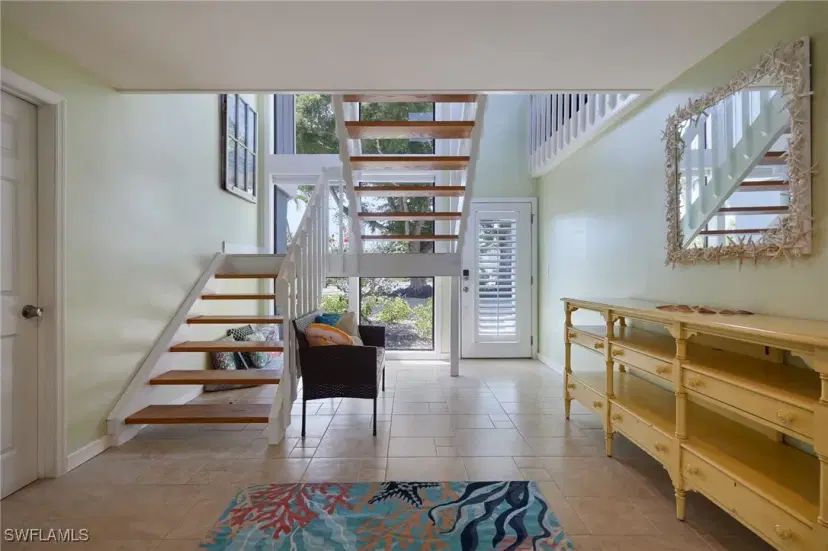 Picture of 1433 Sanderling Cir, Sanibel FL 33957