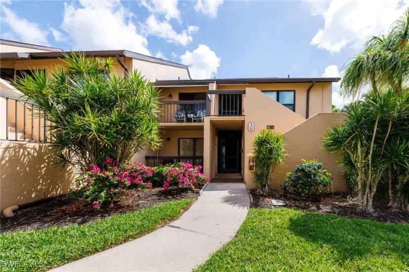 Picture of 15452 Admiralty Cir 6, North Fort Myers FL 33917