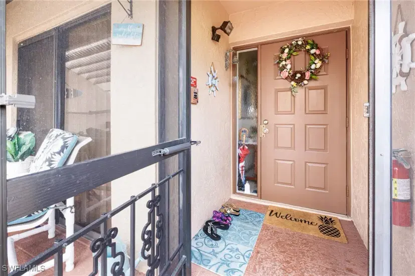 Picture of 15452 Admiralty Cir 6, North Fort Myers FL 33917