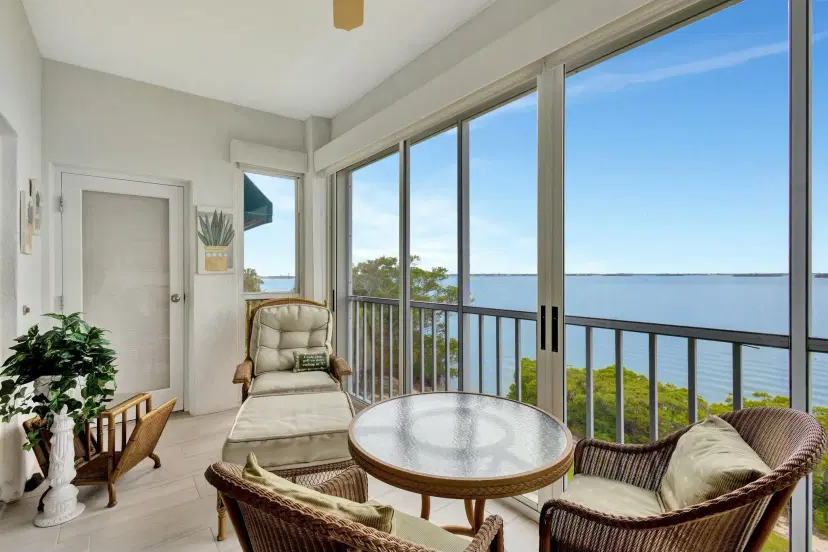 Picture of 144 NE Edgewater Drive 3305, Stuart FL 34996