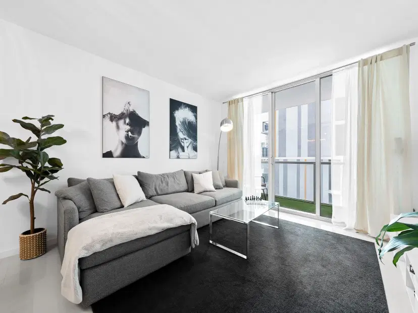 Picture of 55 SE 6Th St 1200, Miami FL 33131