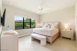 Picture of 4554 Luminary Ave, Naples, FL 34119