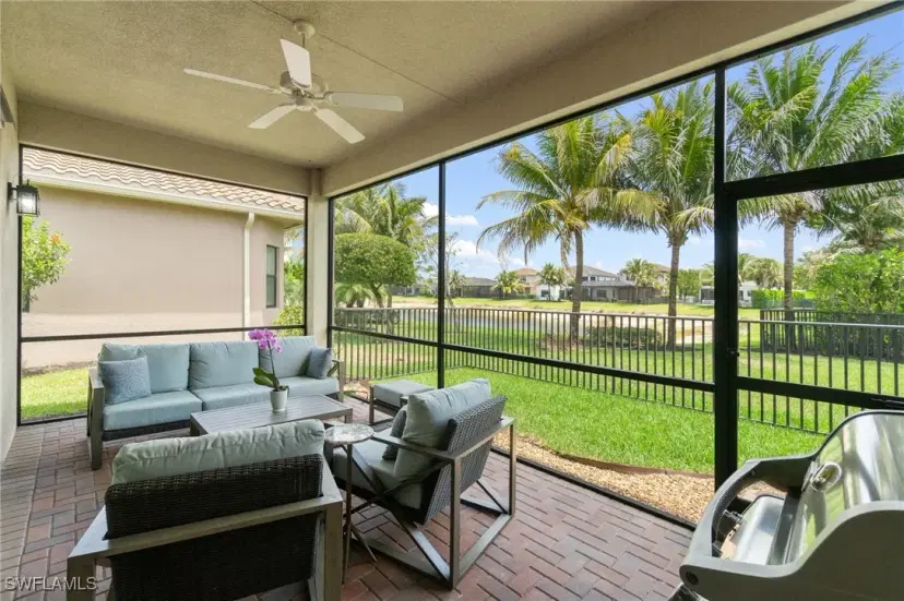 Picture of 4554 Luminary Ave, Naples FL 34119