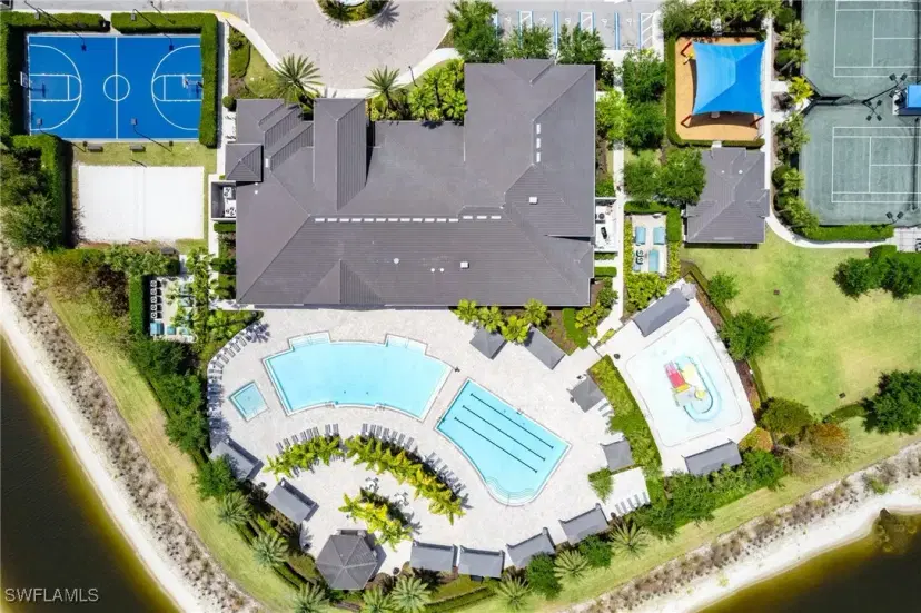 Picture of 4554 Luminary Ave, Naples FL 34119