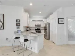 Picture of 14009 Hunter Oak Dr, Fort Myers, FL 33913