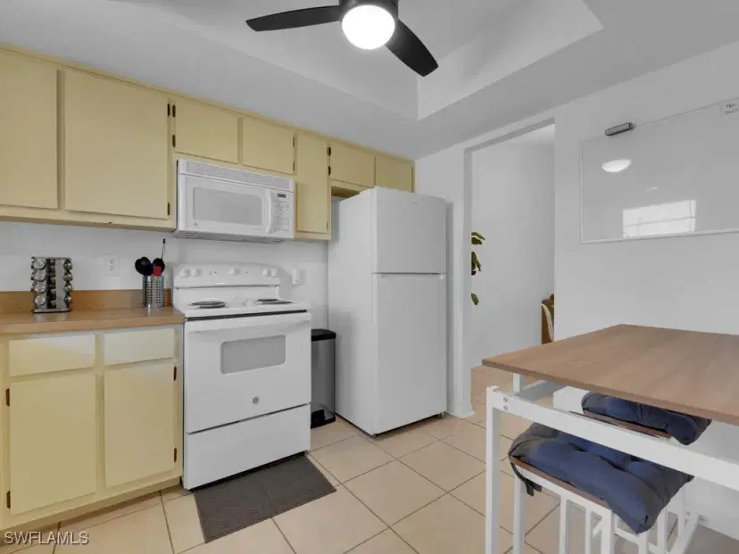 Picture of 3720 SE 10Th Ave 202, Cape Coral FL 33904