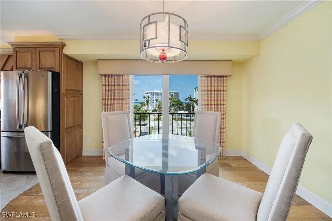 Picture of 2900 Gulf Shore Blvd N 406, Naples, FL 34103