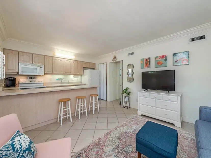 Picture of 980 7Th Ave S 210, Naples FL 34102