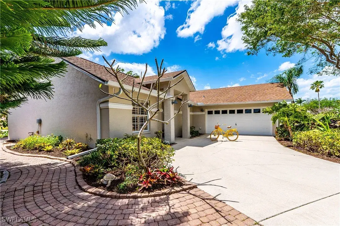 Picture of 3587 Kent Dr, Naples, FL 34112