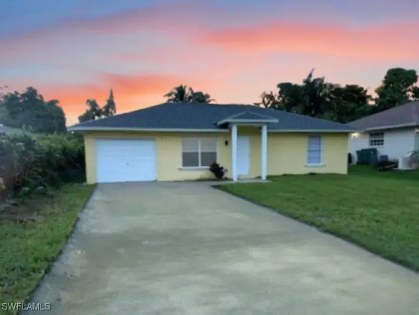 Picture of 5205 Jennings St, Naples FL 34113