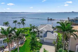 Picture of 1202 Flamingo Dr, Cape Coral, FL 33904