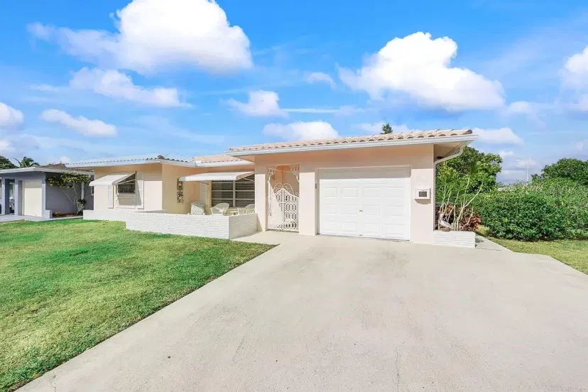 Picture of 6015 NW 67Th Ter, Tamarac FL 33321