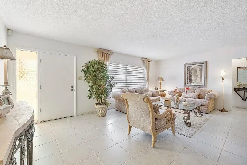 Picture of 6015 NW 67Th Ter, Tamarac FL 33321
