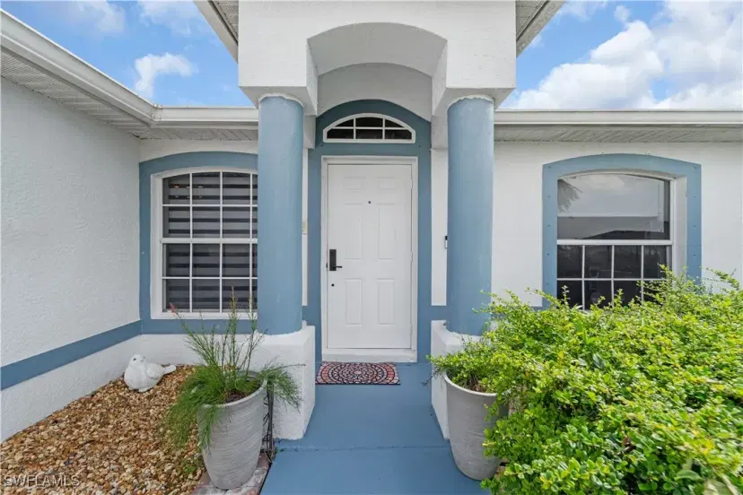 Picture of 4115 10Th St W, Lehigh Acres FL 33971