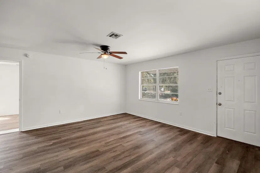 Picture of 33830 S South Haines Creek Road Road, Leesburg FL 34788