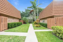 Picture of 2555 Camelot Ct, Cooper City, FL 33026