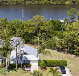 Picture of 8904 SW Fishermans Wharf Dr, Stuart, FL 34997