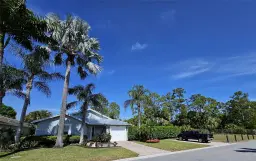 Picture of 8904 SW Fishermans Wharf Dr, Stuart, FL 34997