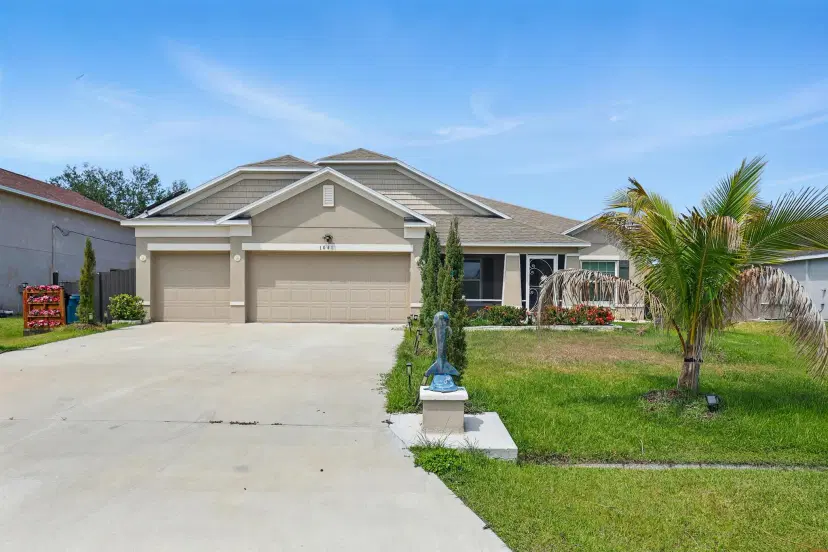 Picture of 1041 SW Dartmouth Avenue, Port St Lucie FL 34953
